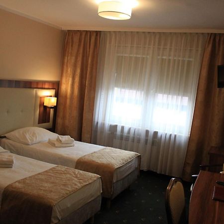Cumulus Hotel Bedzin Ngoại thất bức ảnh