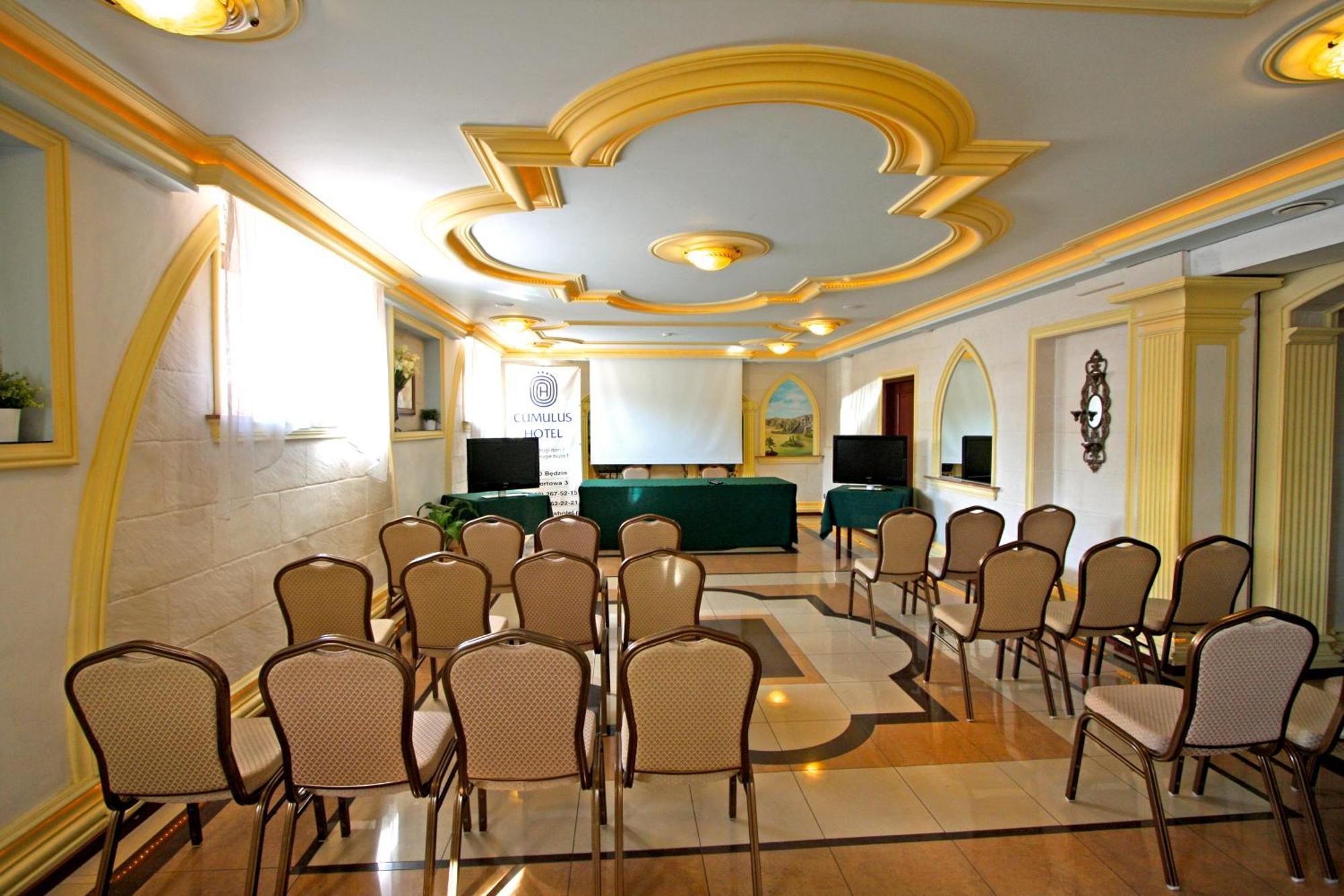 Cumulus Hotel Bedzin Ngoại thất bức ảnh