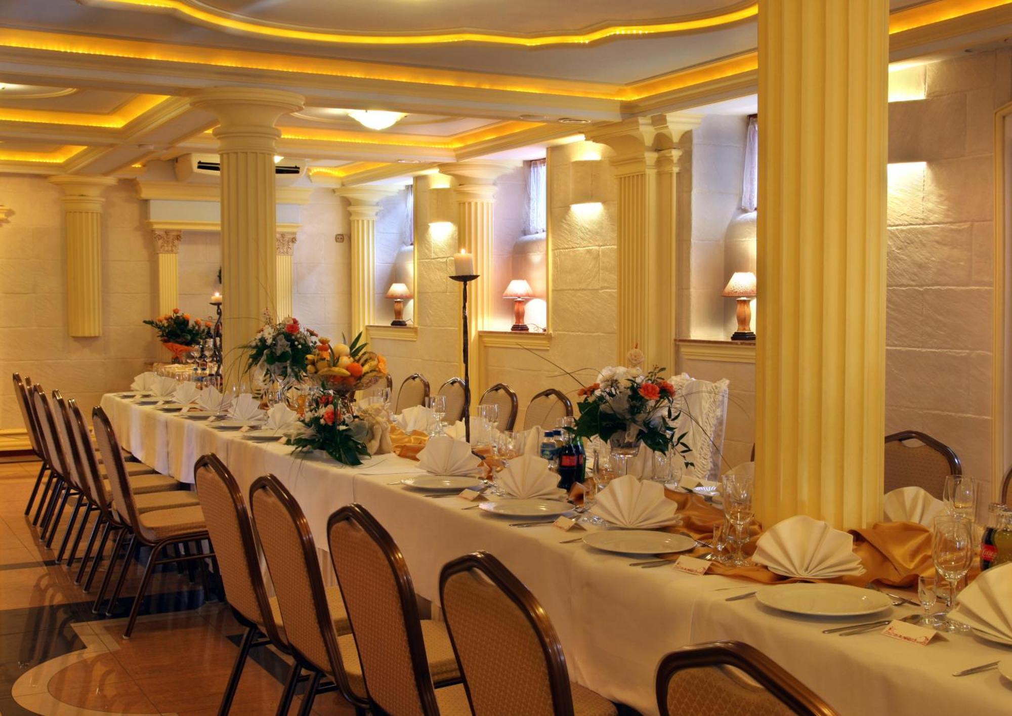 Cumulus Hotel Bedzin Ngoại thất bức ảnh