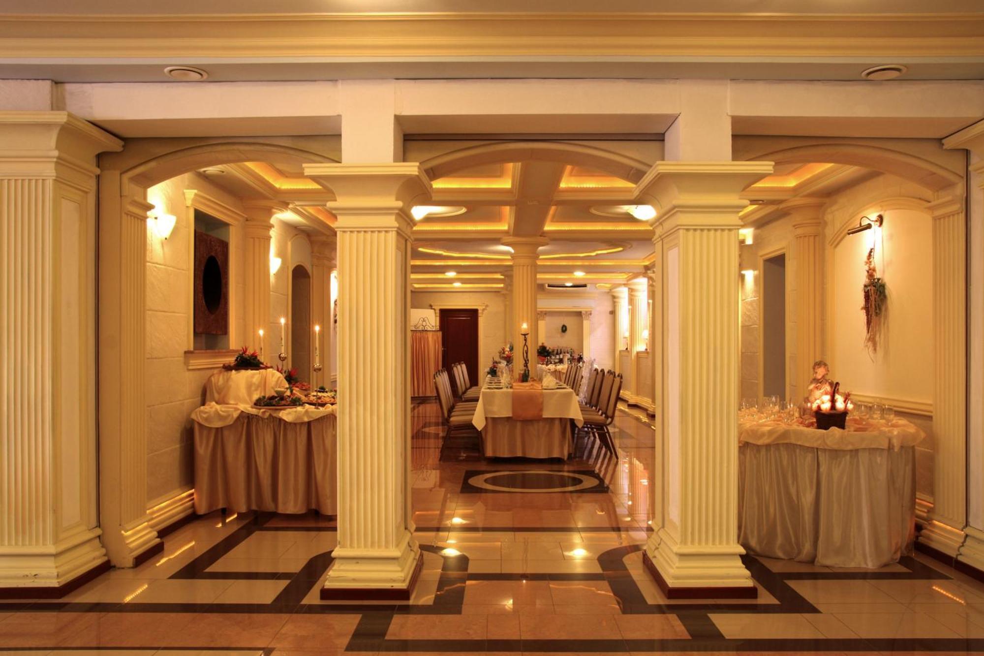Cumulus Hotel Bedzin Ngoại thất bức ảnh