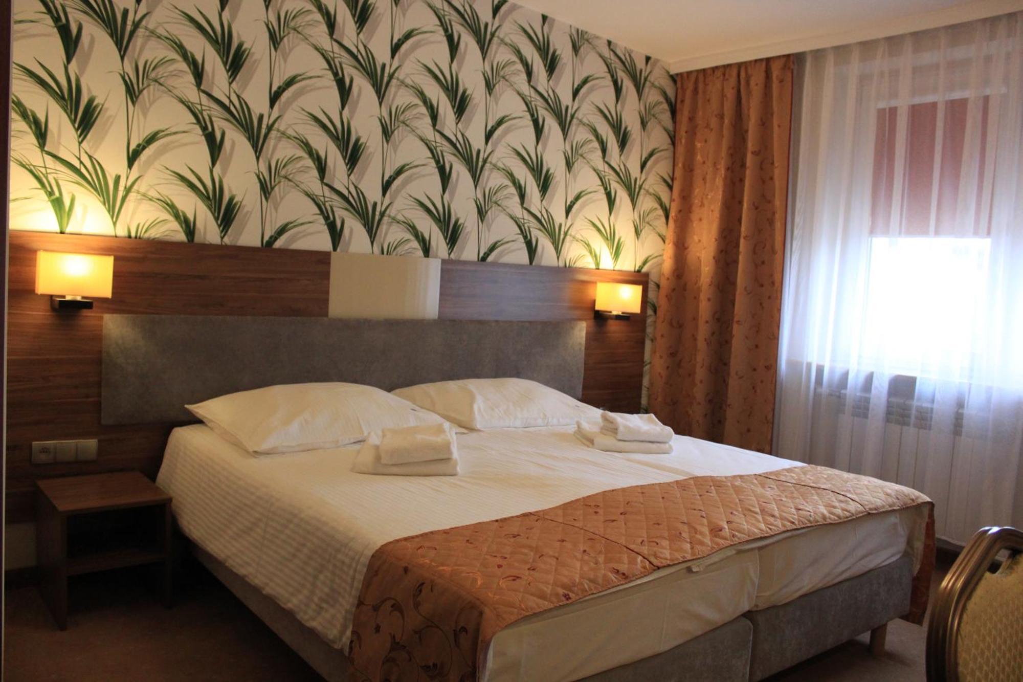 Cumulus Hotel Bedzin Ngoại thất bức ảnh