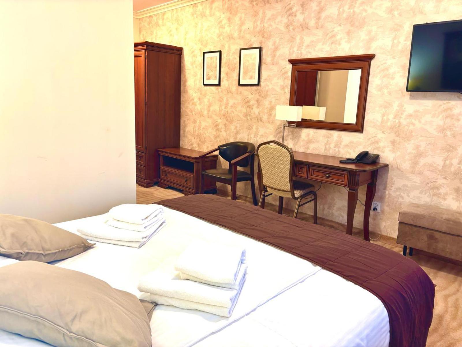 Cumulus Hotel Bedzin Ngoại thất bức ảnh