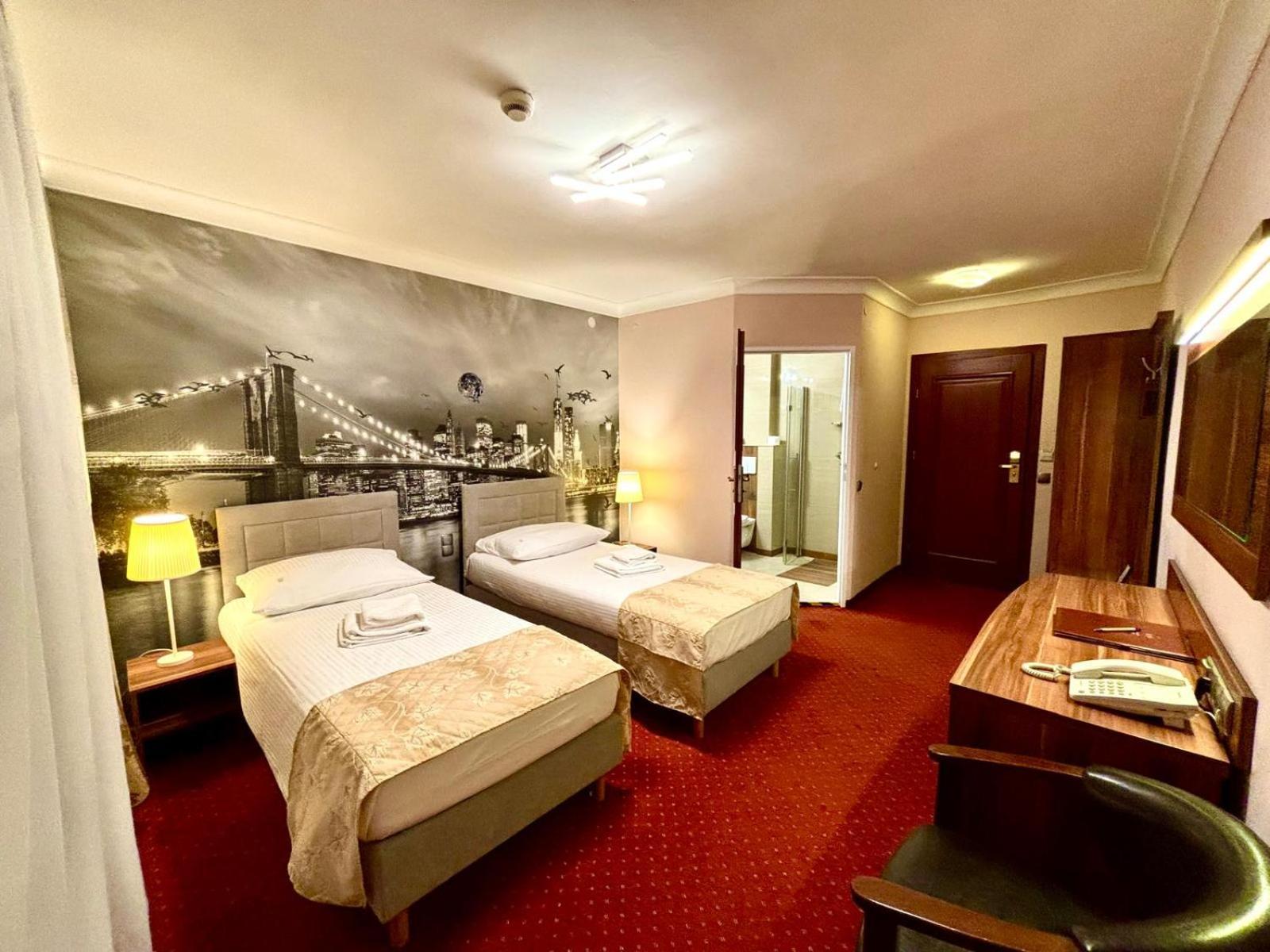 Cumulus Hotel Bedzin Ngoại thất bức ảnh