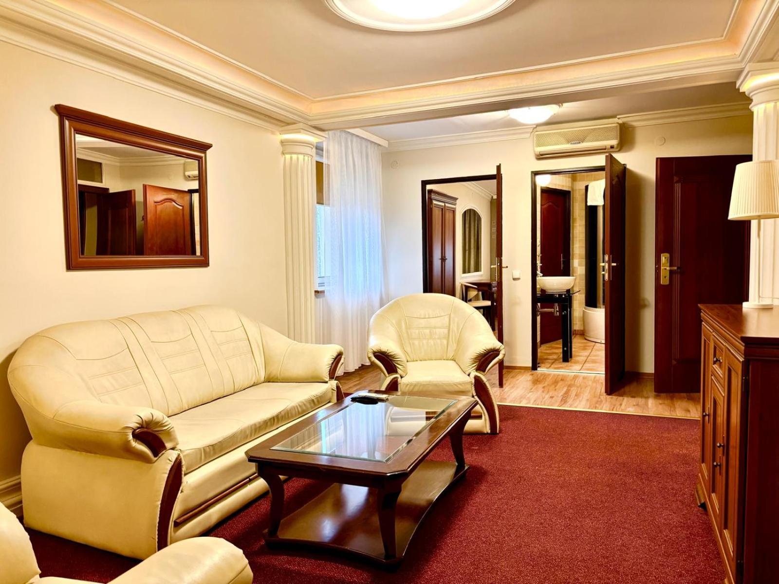 Cumulus Hotel Bedzin Ngoại thất bức ảnh